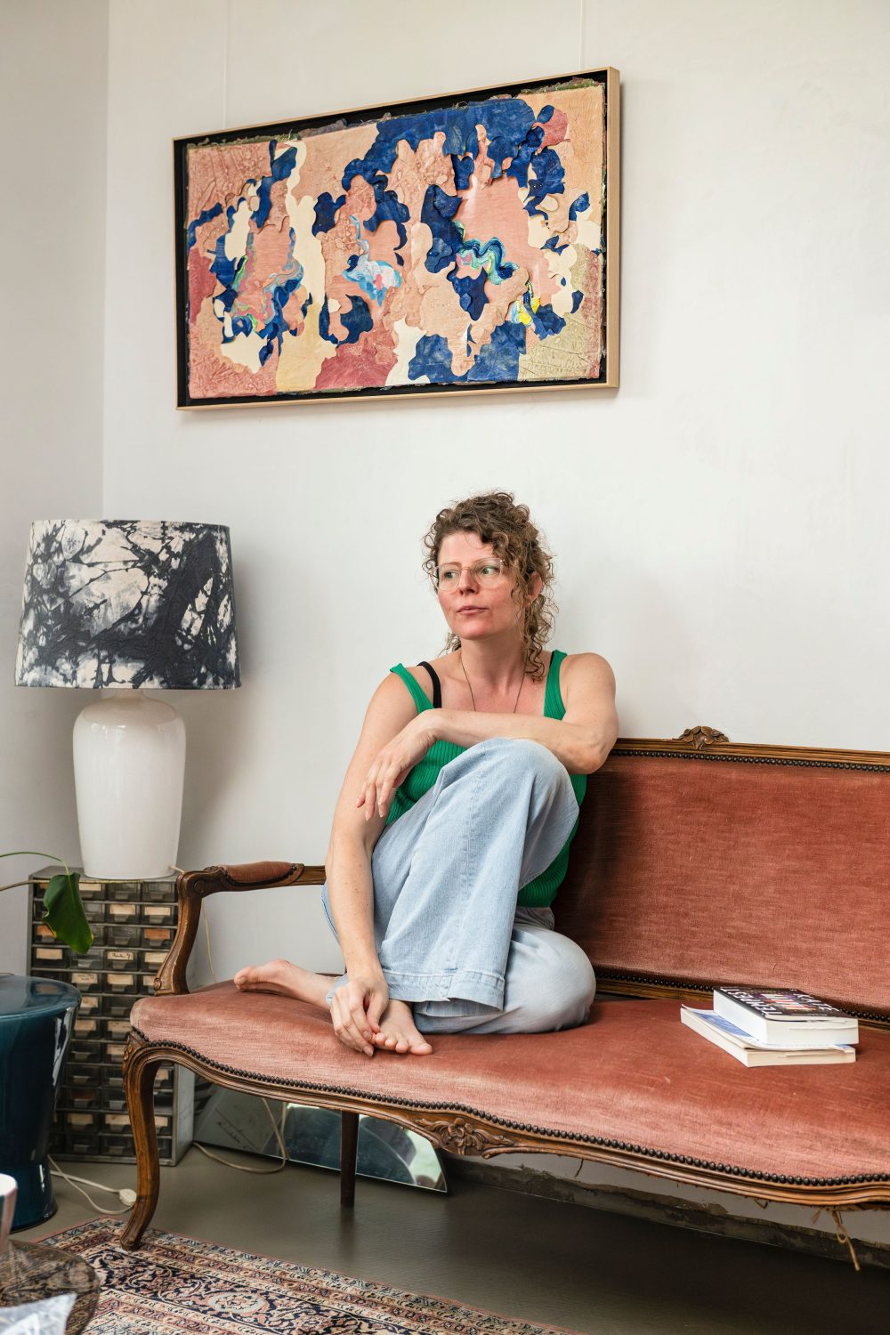 Portret met Pink Blue Blanc in 25 cuts 2025