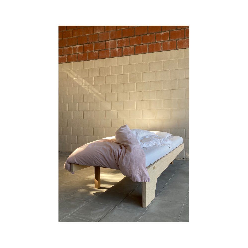 P BED 3