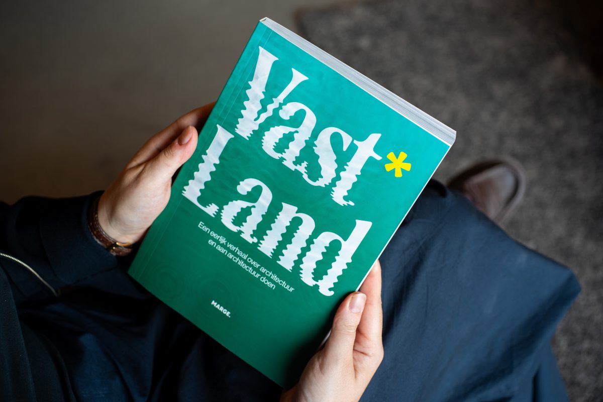 Vast Land architectuurboek van Marge architecten softcover